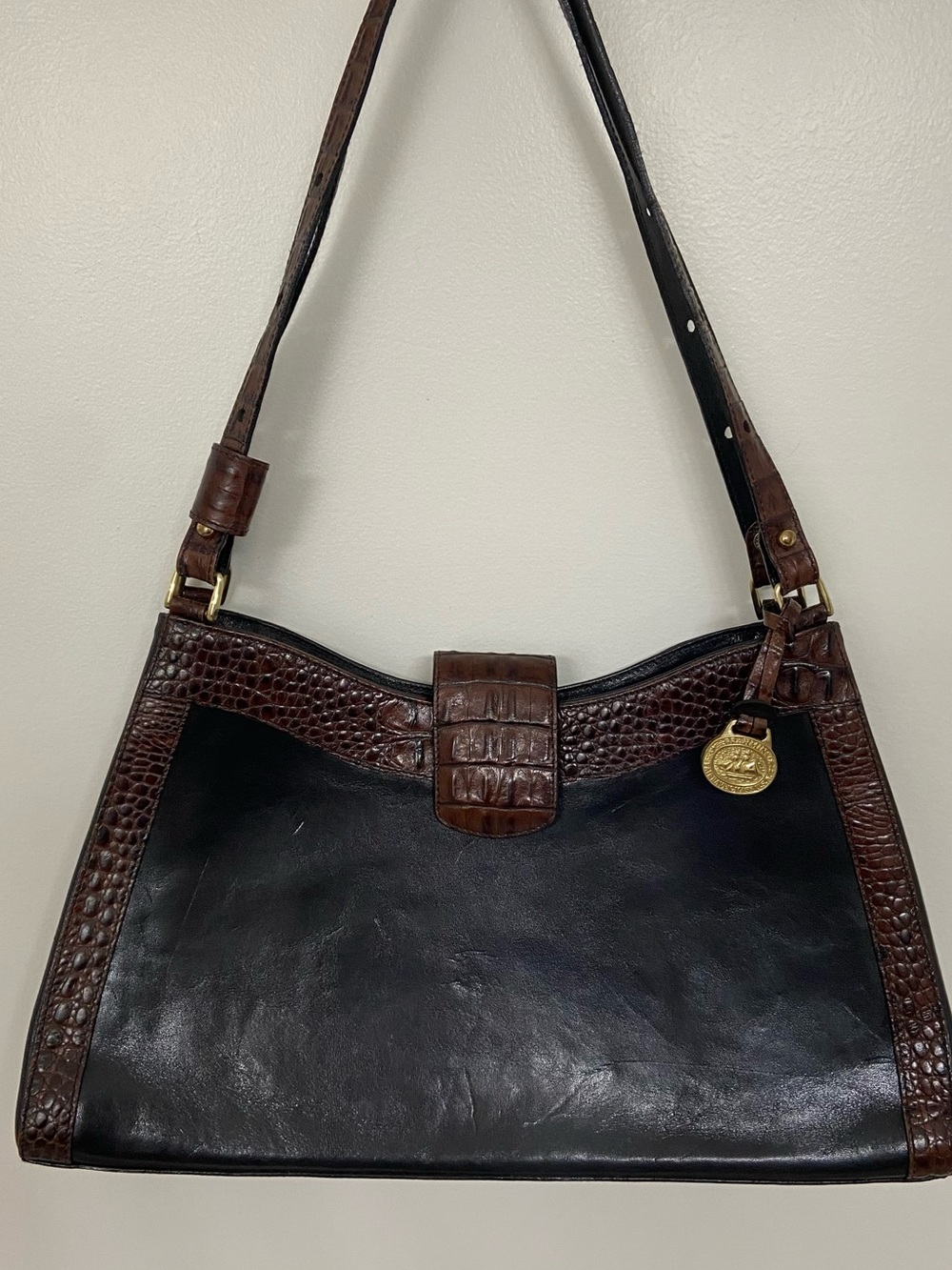 Brahmin Black Leather Shoulder Bag with Brown Croc-Embossed Trim